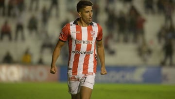 El seleccionador Sub-21 de la selección europea confirmó que siguen muy de cerca al delantero y comentó las virtudes que le han hecho destacar.