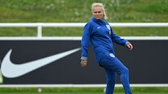 England's Dutch head coach Sarina Wiegman takes a team training session at St George's Park in Burton-on-Trent, central England, on June 27, 2023 ahead of their women's international friendly football match against Portugal on July 1. (Photo by JUSTIN TALLIS / AFP) / NOT FOR MARKETING OR ADVERTISING USE / RESTRICTED TO EDITORIAL USE