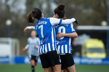 Alba Redondo se exhibe en el Mini Estadi