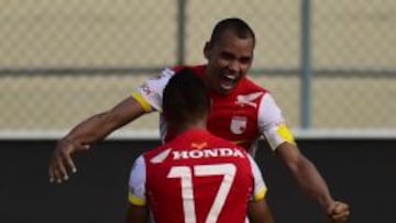 Santa Fe recupera a Otálvaro, pero siguen bajas por izquierda