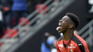 Ousmane Dembele celebra un gol
