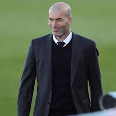 "Vi la jugada de Ramos y me parece que hay algo..."