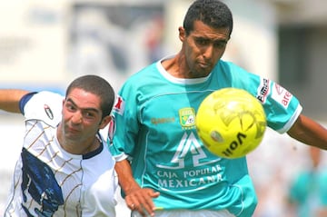 Jugó como delantero en el  equipo felino, debutó en el 2005 y se mantuvo en Pumas hasta 2008, para después militar en varios clubes de la Liga MX y del Ascenso MX; se retiró en 2013.