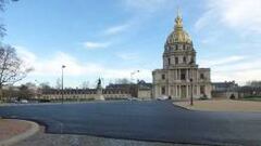 Tramo asfaltado en Par&iacute;s.