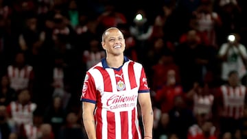 Guadalajara's new player Mexican forward Javier "Chicharito" Hernandez gestures during his presentation at Akron stadium in Guadalajara, Jalisco State, Mexico, on January 27, 2024. (Photo by ULISES RUIZ / AFP)