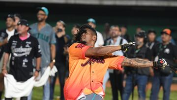 Raniel Castillo conecta una bola durante el Home Run Derby.