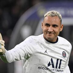 Keylor Navas hints he could exit PSG in the summer
