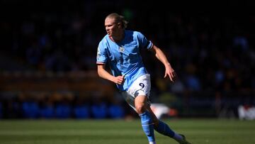 WOLVERHAMPTON, ENGLAND - SEPTEMBER 17:  Erling Haaland of Manchester City during the Premier League match between Wolverhampton Wanderers and Manchester City at Molineux on September 17, 2022 in Wolverhampton, United Kingdom. (Photo by Marc Atkins/Getty Images)