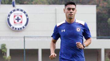 El delantero chileno tiene la encomienda de acabar con la sequía goleadora de Cruz Azul de los últimos torneos.