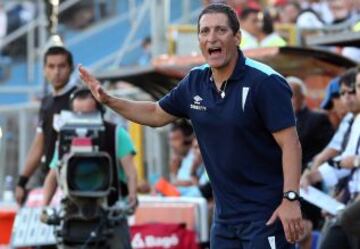 Mario Salas dando instrucciones en San Carlos de Apoquindo.