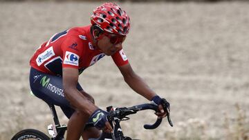 Nairo Quintana con el maillot rojo. 