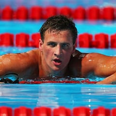 Lochte dice que consideró el suicidio tras el escándalo de Río