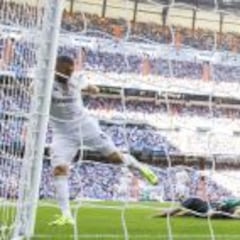 Benzema se pica con el reto de Benítez: marcó en cada partido