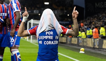 Daniel Muñoz marca en triunfo del Crystal Palace sobre el Wolves de Arias