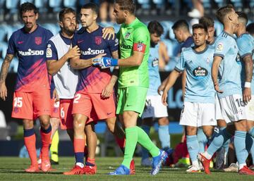 José Luis Munuera Montero decidió expulsar a los dos protagonistas de la pelea.