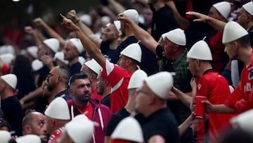 ¿Qué es el ‘qeleshe’, el gorro que llevan los albaneses en la Eurocopa?