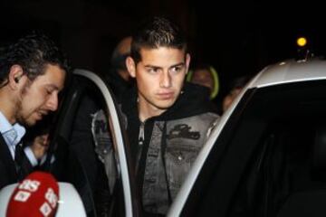 James Rodríguez asistió a la cena de los jugadores del Real Madrid en el restaurante Fox.