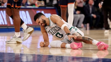 NEW YORK, NEW YORK - MAY 12: Jayson Tatum #0 of the Boston Celtics lays on the ground after being injured against the New York Knicks during the fourth quarter in Game Four of the Eastern Conference Second Round NBA Playoffs at Madison Square Garden on May 12, 2025 in New York City. NOTE TO USER: User expressly acknowledges and agrees that, by downloading and or using this photograph, User is consenting to the terms and conditions of the Getty Images License Agreement. Elsa/Getty Images/AFP (Photo by ELSA / GETTY IMAGES NORTH AMERICA / Getty Images via AFP)