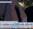 El hincha argentino más loco: ¡se subió a la punta del Obelisco a 68 mts del suelo!