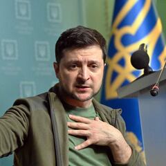 Zelenskyy, Zelensky, Zelenskiy: What is the correct way to spell the name of Ukraine's president?