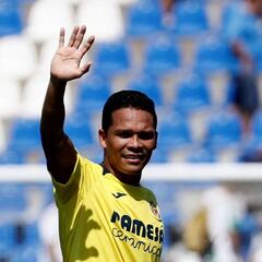 Bacca tiene a tiro el promedio goleador de Diego Forlán