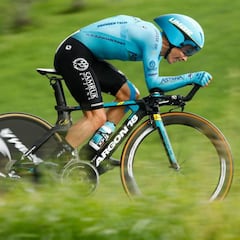 Vinokourov, tras la crono de López y sus percances: "Sigue siendo el líder del Astana"