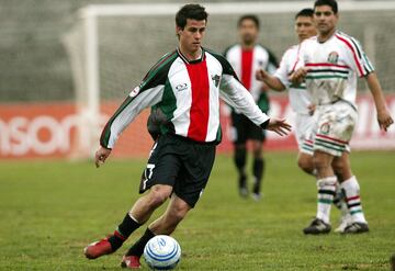 El ex delantero de la U jugó por Palestino en la temporada del año 2007.