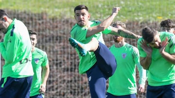 Yuri Berchiche: “Cambiaría mis títulos con el PSG por ganar la Copa con el Athletic”