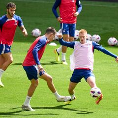 Última sesión del curso con la duda de Vermeeren en el once