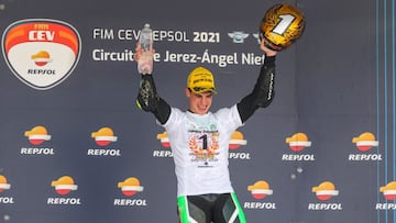 Aldeguer, campeón de Europa de Moto2 a golpe de récord