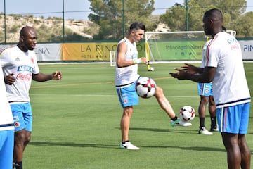 14 jugadores hicieron parte del segundo entrenamiento de Colombia en Murcia de cara a los amistosos ante España y Camerún el 7 y 13 de junio respectivamente.