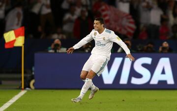 Cristiano Ronaldo celebra el 1-0 de falta. 