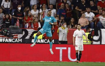 2-1. Rodrygo celebra el primer gol.