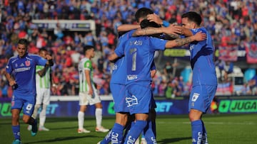 Futbol, Universidad de Chile vs Ohiggins.
Fecha 13, Liga de Primera 2025.
El jugador de Universidad de Chile Franco Calderon, izquierda, celebra su gol contra Ohiggins durante el partido de primera division disputado en el estadio Nacional en Santiago, Chile.
31/05/2025
Felipe Zanca/Photosport
Football, Universidad de Chile vs Ohiggins.
13st turn, 2025 First division league.
Universidad de ChileÕs player Franco Calderon, left, celebrates his goal against Ohiggins during the first division match held at the Nacional stadium in Santiago, Chile.
31/05/2025
Felipe Zanca/Photosport