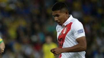 Dos cambios en la convocatoria de Perú para enfrentar a Colombia.