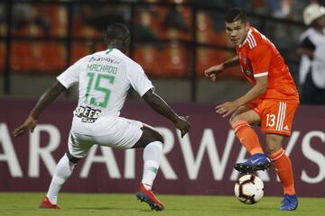 El equipo 'verde' de Antioquia clasificó a la tercera fase al conseguir una victoria y un empate ante Deportivo La Guaira. En la tercera fase luchará con Libertad por un cupo al grupo H que lo componen Gremio, Rosario Central y Universidad Católica.