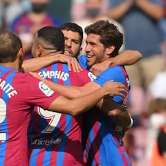 El Barça compra tiempo gracias a Memphis