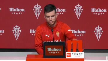 19-02-26. GUILLE ROSAS, TROFEO CINCO ESTRELLAS DE ENERO EN EL SPORTING, EN LA RUEDA DE PRENSA EN MAREO.