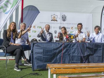 Rueda de prensa previa al partido. La Fundación sin ánimo de lucro El sueño de Vicky, con la colaboración de los ex futbolistas Santiago Cañizares y Álvaro Arbeloa han sido los responsables de realizar este acto. 