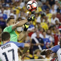 David Ospina: "La victoria es un buen paso, pero falta mucho"