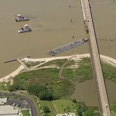 Así se vivió el derrumbe parcial de un puente en Texas tras el choque de una barcaza