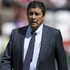 Tena ve por buen camino su continuidad en Chivas