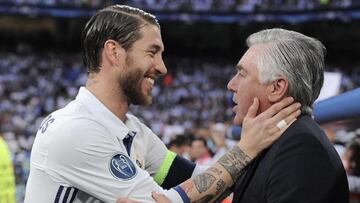 Sergio Ramos y Ancelotti, durante un partido del Real Madrid.