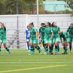 Alba Redondo salva al Levante en el descuento