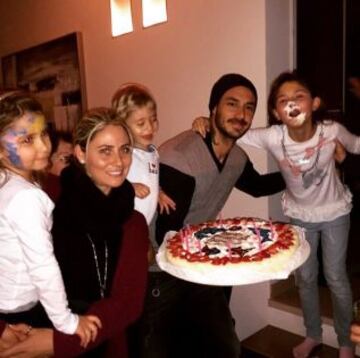 Mauricio Pinilla aprovechó de festejar el cumpleaños de una de sus hijas.