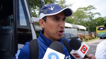 El entrenador de la selección Sub 20 de El Salvador, Ernesto Góchez convocó a tres jugadores con doble nacionalidad para disputar la eliminatoria.