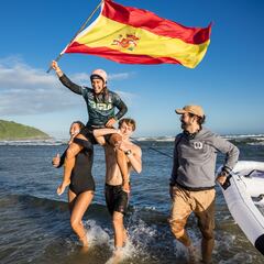 Elena Moreno, reina mundial del Wingfoil Wave