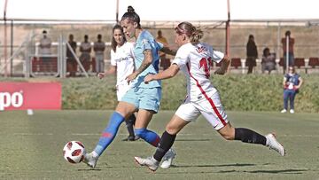 Jenni en un lance del partido.