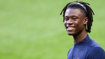 Eduardo Camavinga, centrocampista del Rennes, en un entrenamiento con la selección de Francia.