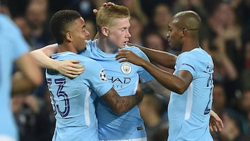 De Bruyne y Sterling dan alas al Manchester City